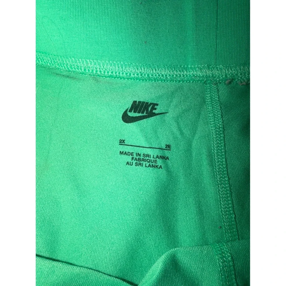 Nike Womens Green Bike Shorts Plus Size 2X Activewear Athletic Biker Shorts